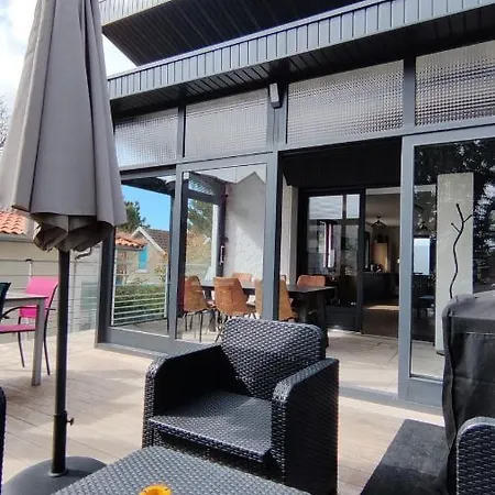 Papillon***. Location 1er Etage. * Ronce-les-Bains