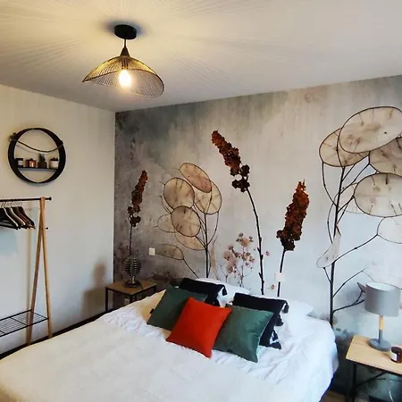 Apartment Papillon***. Location 1er Etage. *