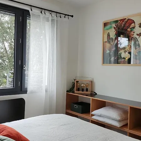 Papillon***. Location 1er Etage. Ronce-les-Bains