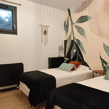 Papillon***. Location 1er Etage. Daire