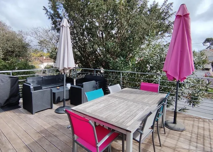 Papillon***. Location 1er étage. *