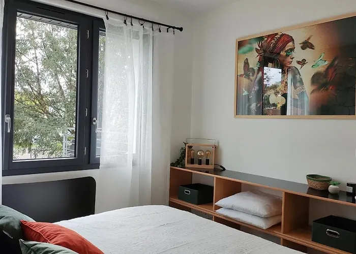 Papillon***. Location 1er étage. Ronce-les-Bains