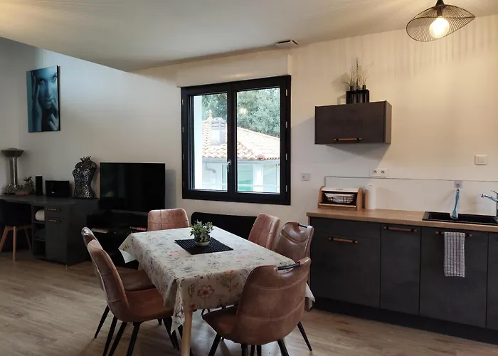 Apartamento Papillon***. Location 1er étage.